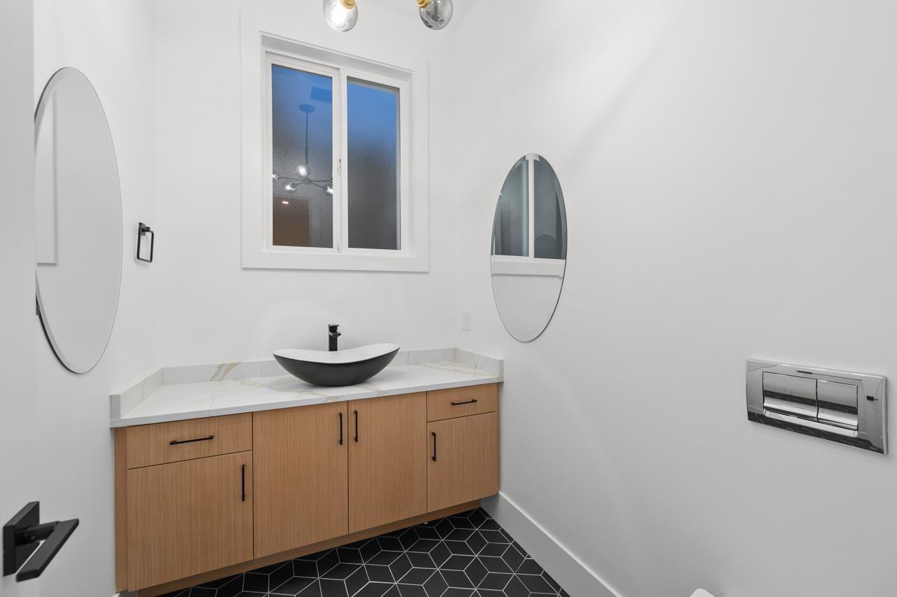 36074 Southridge Place, Abbotsford, British Columbia  V3G 1E2 - Photo 20 - R3049846