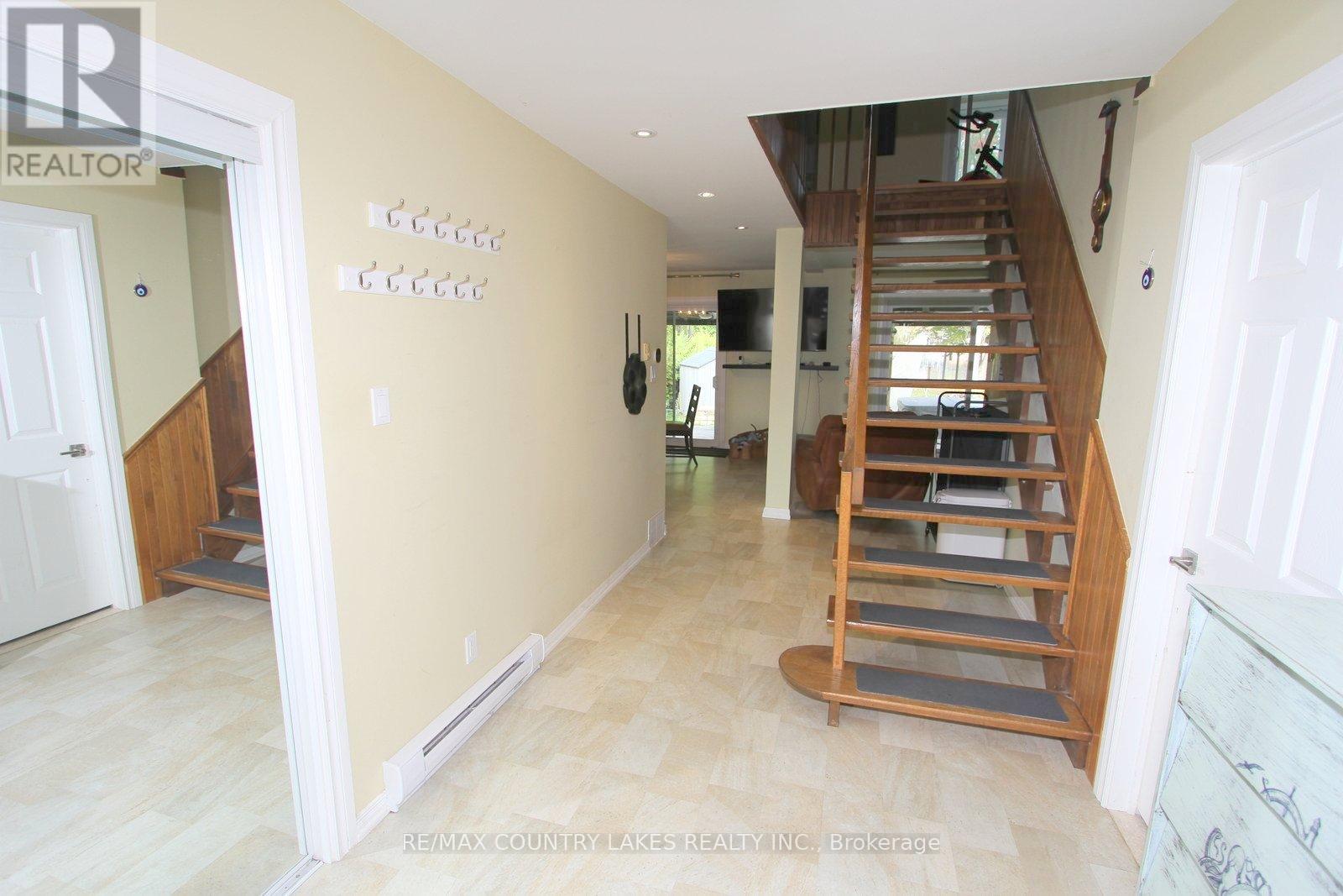 39 Turtle Path, Ramara, Ontario  L0K 1B0 - Photo 13 - S12461568