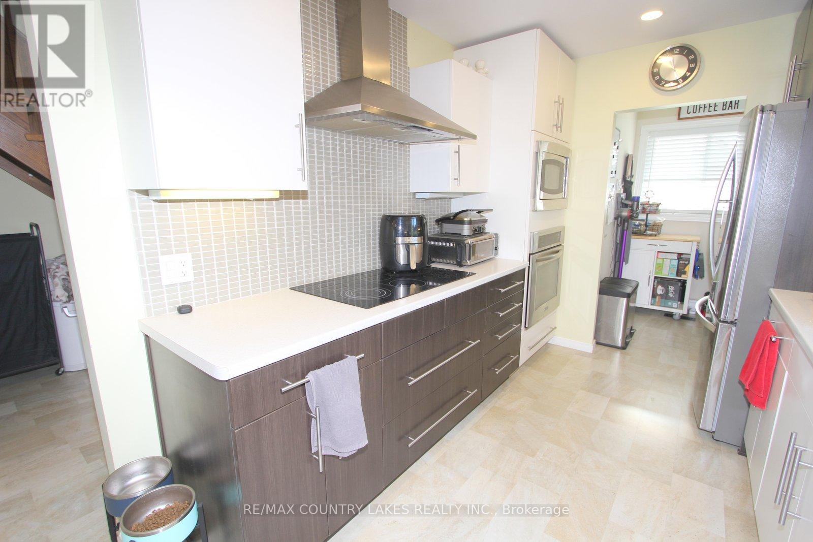 39 Turtle Path, Ramara, Ontario  L0K 1B0 - Photo 6 - S12461568