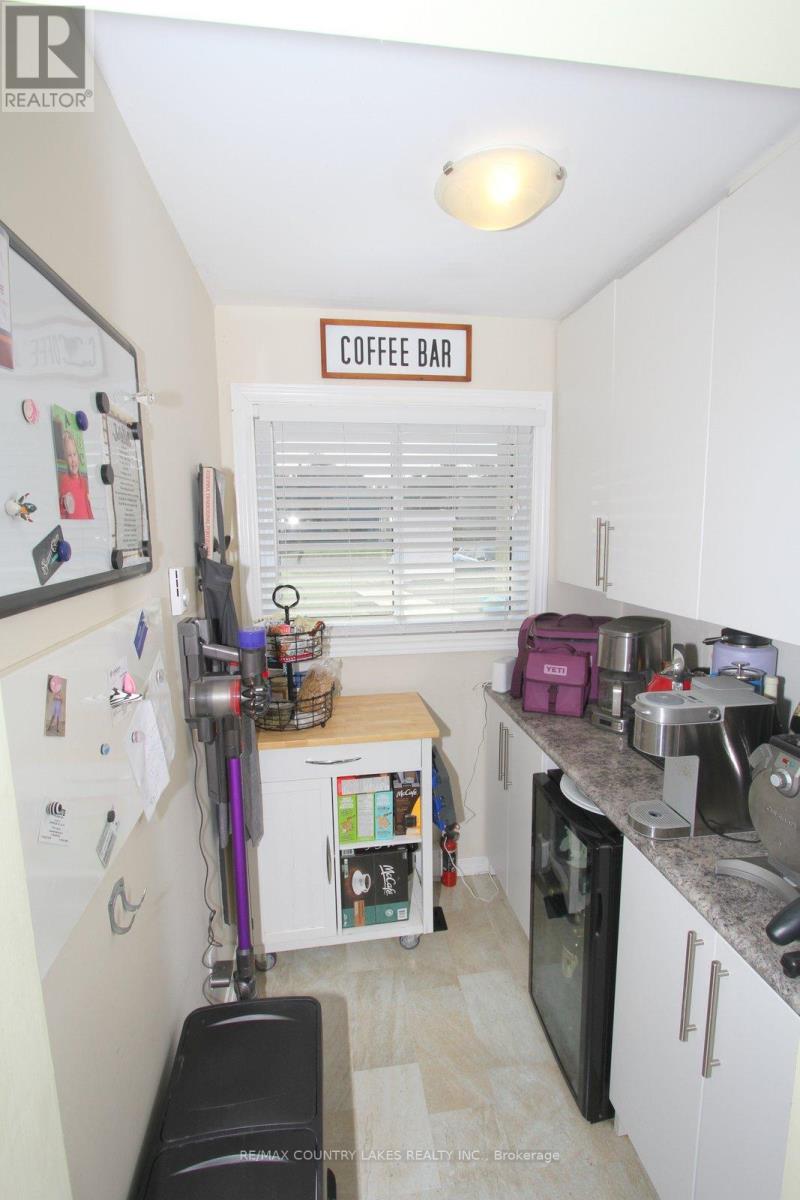 39 Turtle Path, Ramara, Ontario  L0K 1B0 - Photo 9 - S12461568