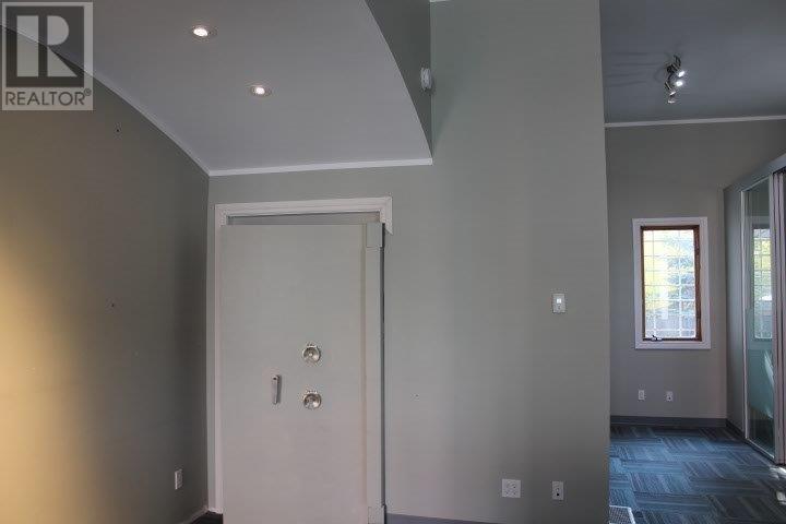 317 Bay Street, Thunder Bay, Ontario  P7A 1S3 - Photo 2 - TB253165