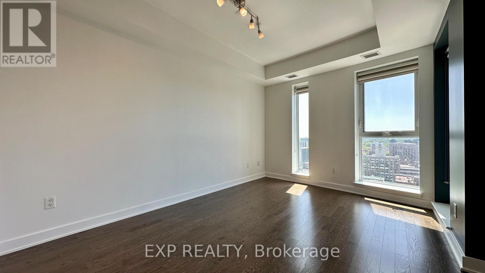 1706 - 40 Nepean Street, Ottawa, Ontario  K2P 0X5 - Photo 11 - X12461650