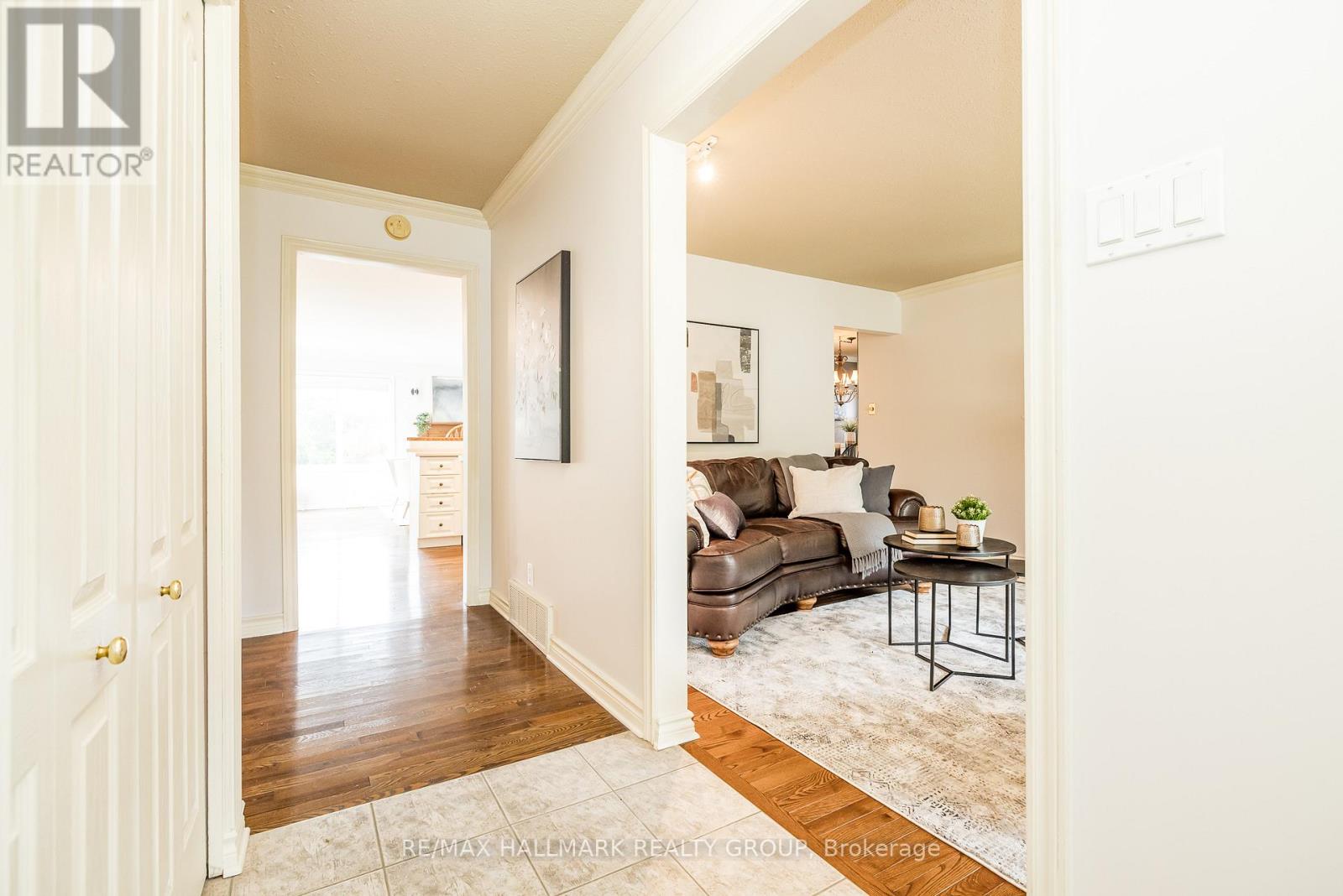 12 Ancona Crescent, Ottawa, Ontario  K2G 0N8 - Photo 10 - X12461657