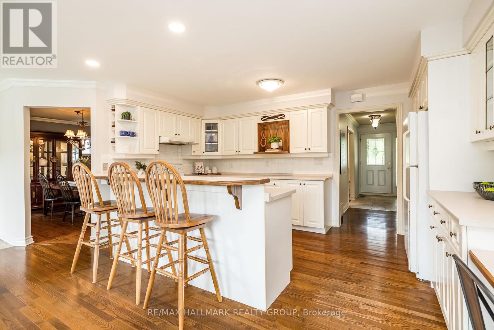 12 Ancona Crescent, Ottawa, Ontario  K2G 0N8 - Photo 19 - X12461657
