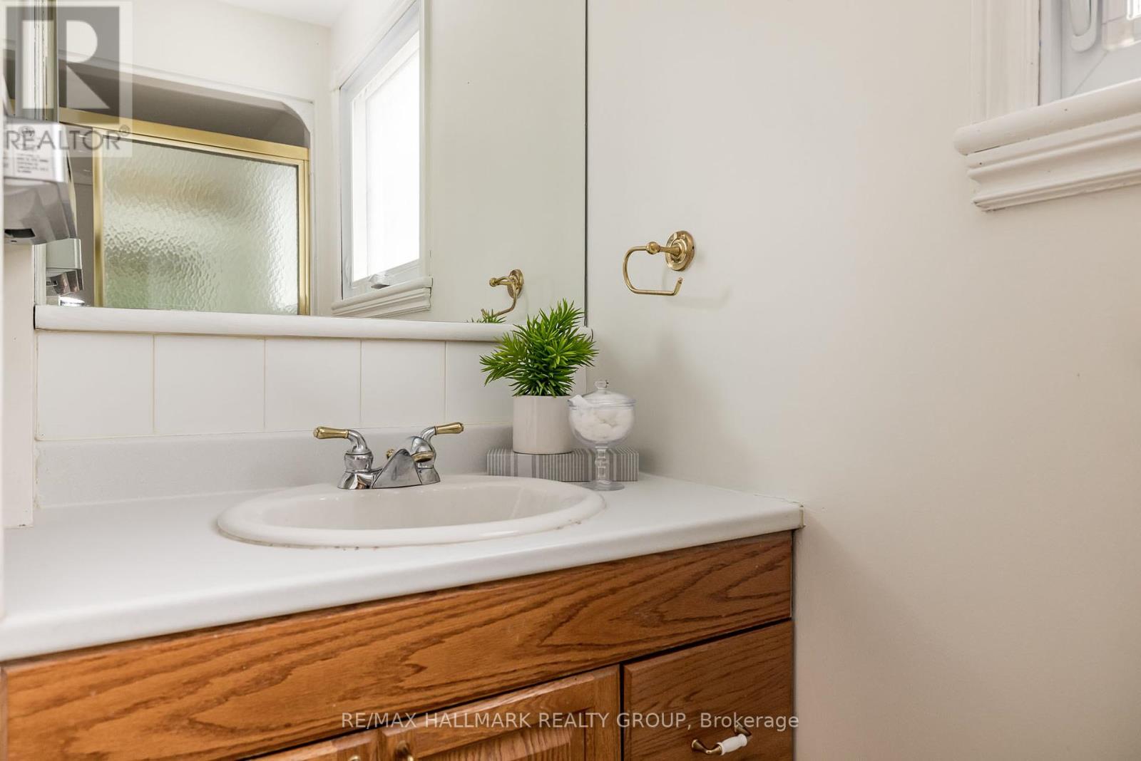 12 Ancona Crescent, Ottawa, Ontario  K2G 0N8 - Photo 36 - X12461657