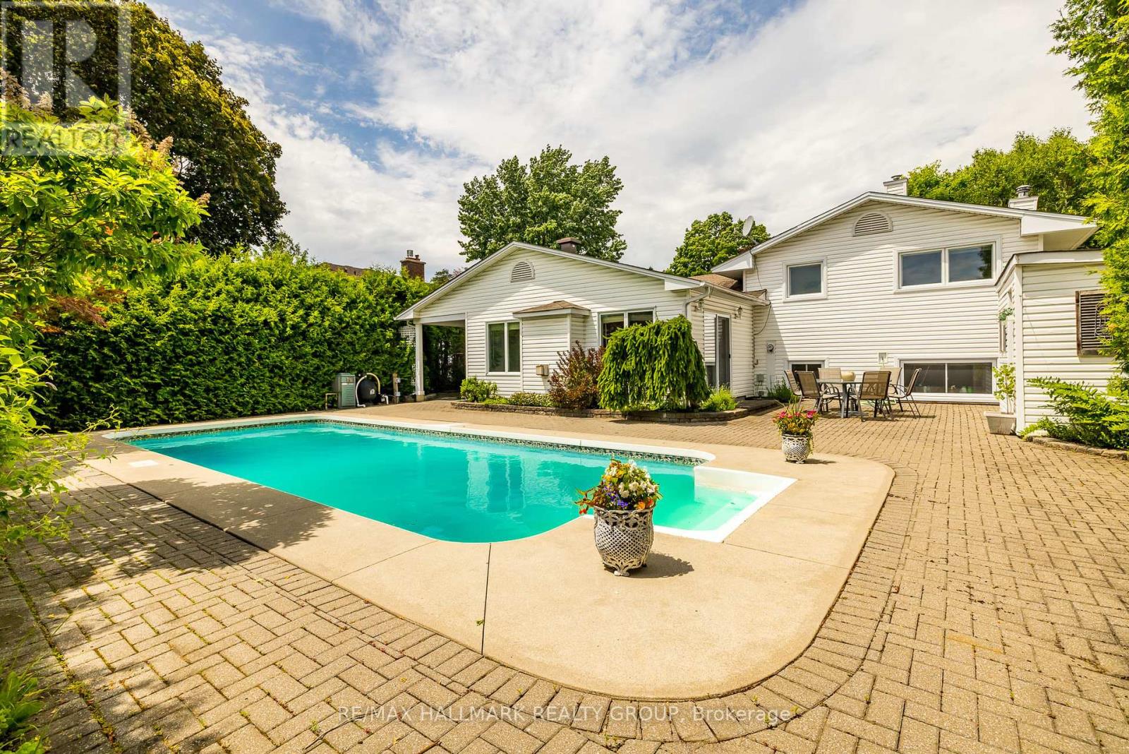 12 Ancona Crescent, Ottawa, Ontario  K2G 0N8 - Photo 46 - X12461657