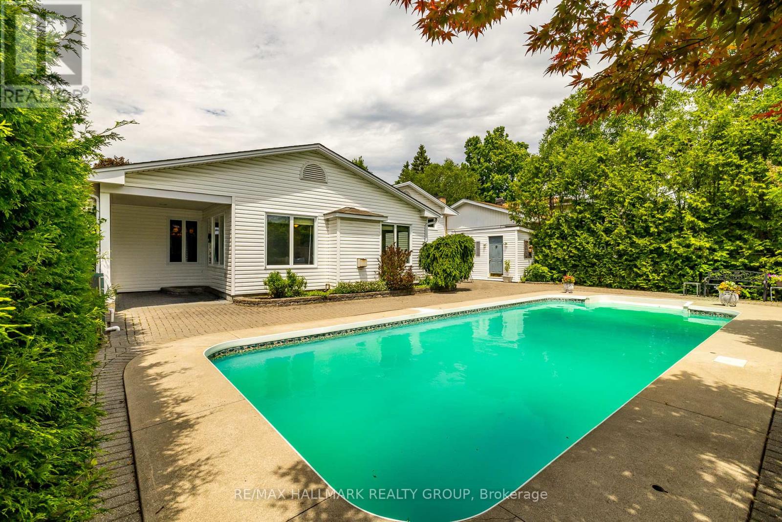 12 Ancona Crescent, Ottawa, Ontario  K2G 0N8 - Photo 47 - X12461657