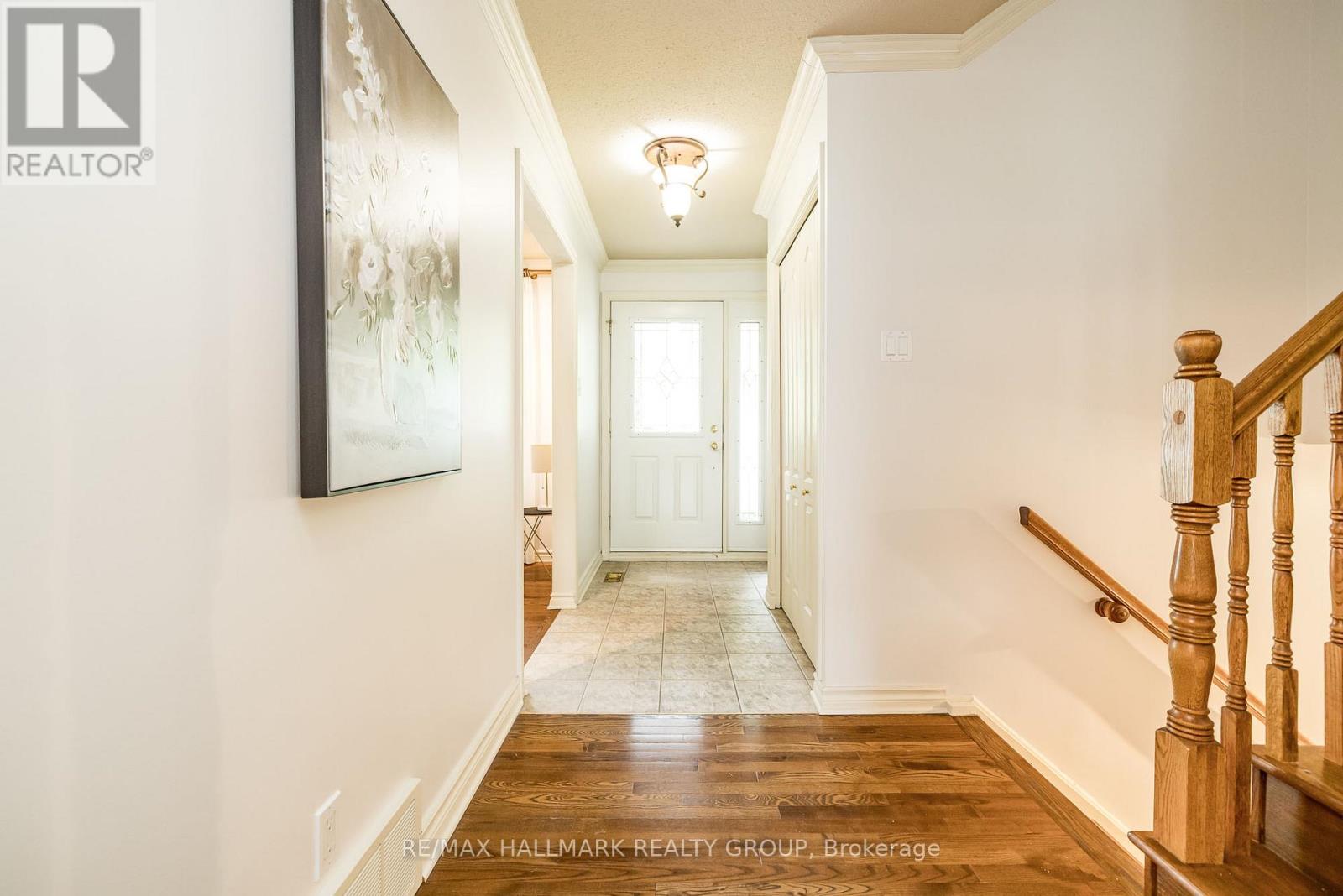 12 Ancona Crescent, Ottawa, Ontario  K2G 0N8 - Photo 7 - X12461657