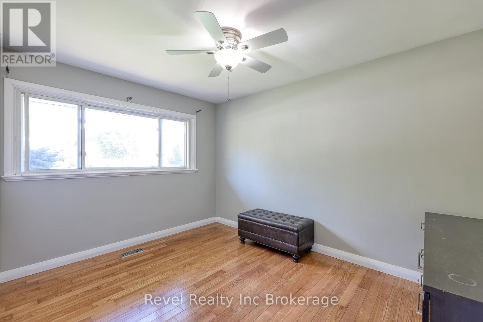 82 Bee Street, Woodstock, Ontario  N4S 3Z3 - Photo 16 - X12461620