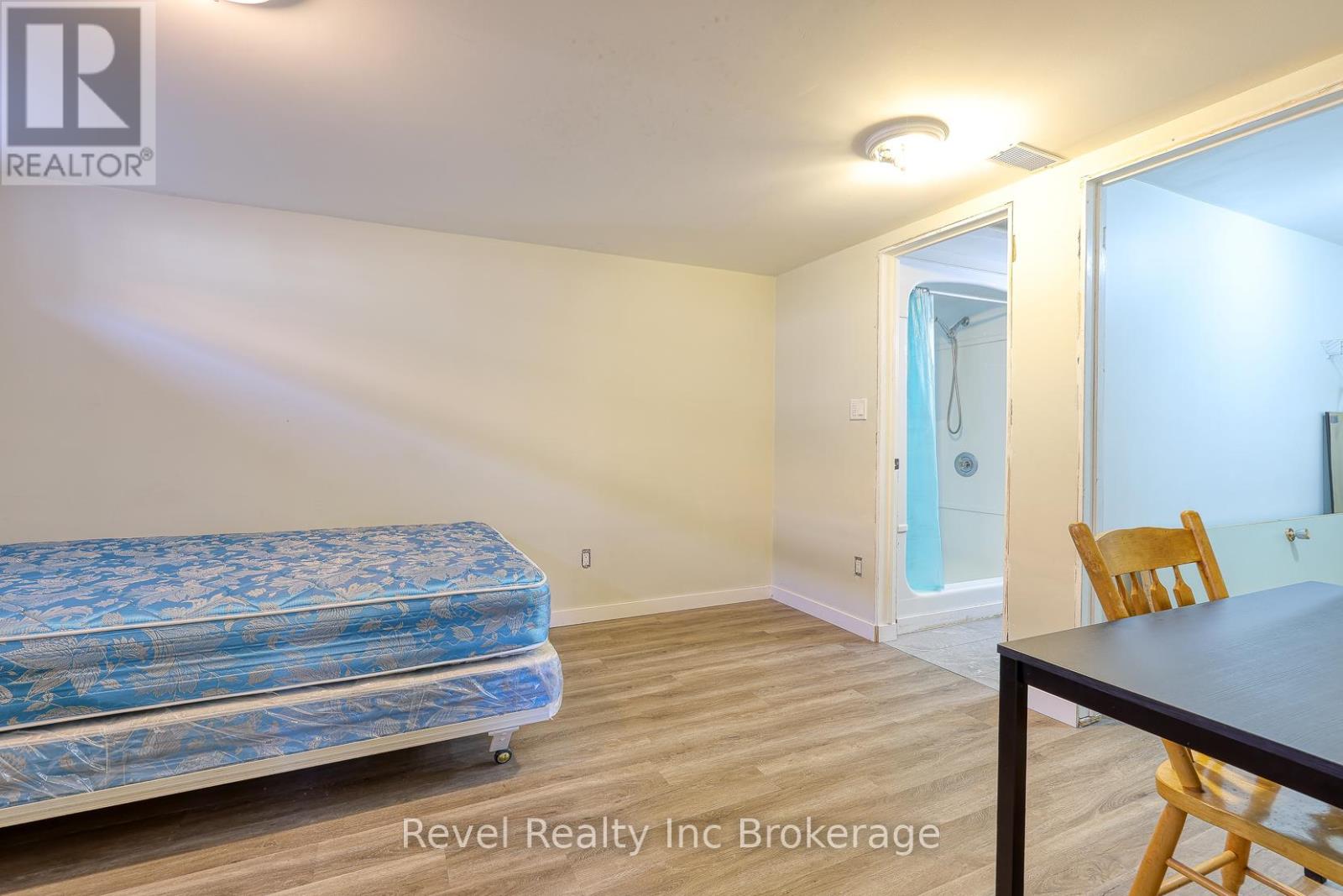 82 Bee Street, Woodstock, Ontario  N4S 3Z3 - Photo 21 - X12461620