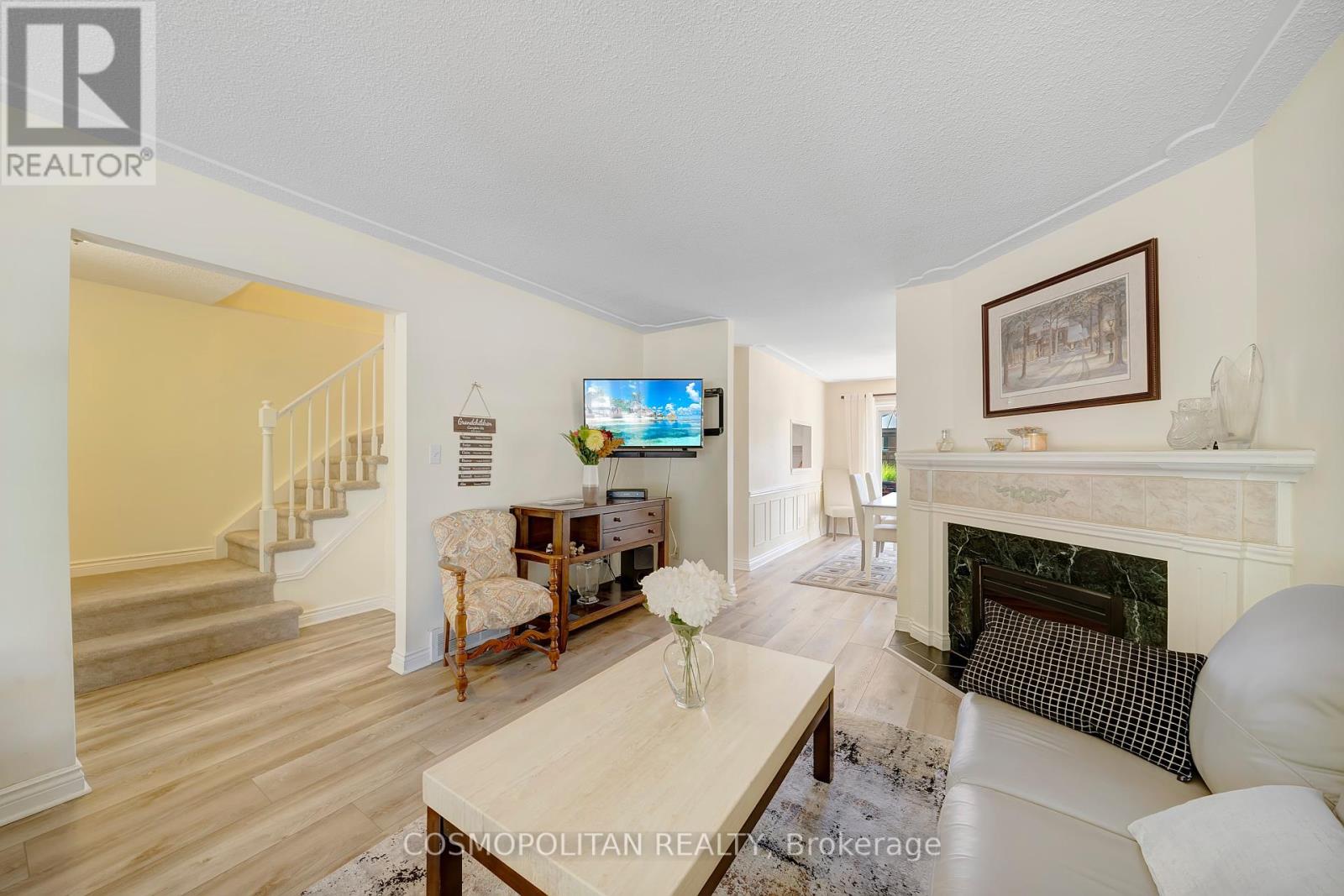 10 - 409 Vine Street, St. Catharines, Ontario  L2M 3S6 - Photo 5 - X12461647