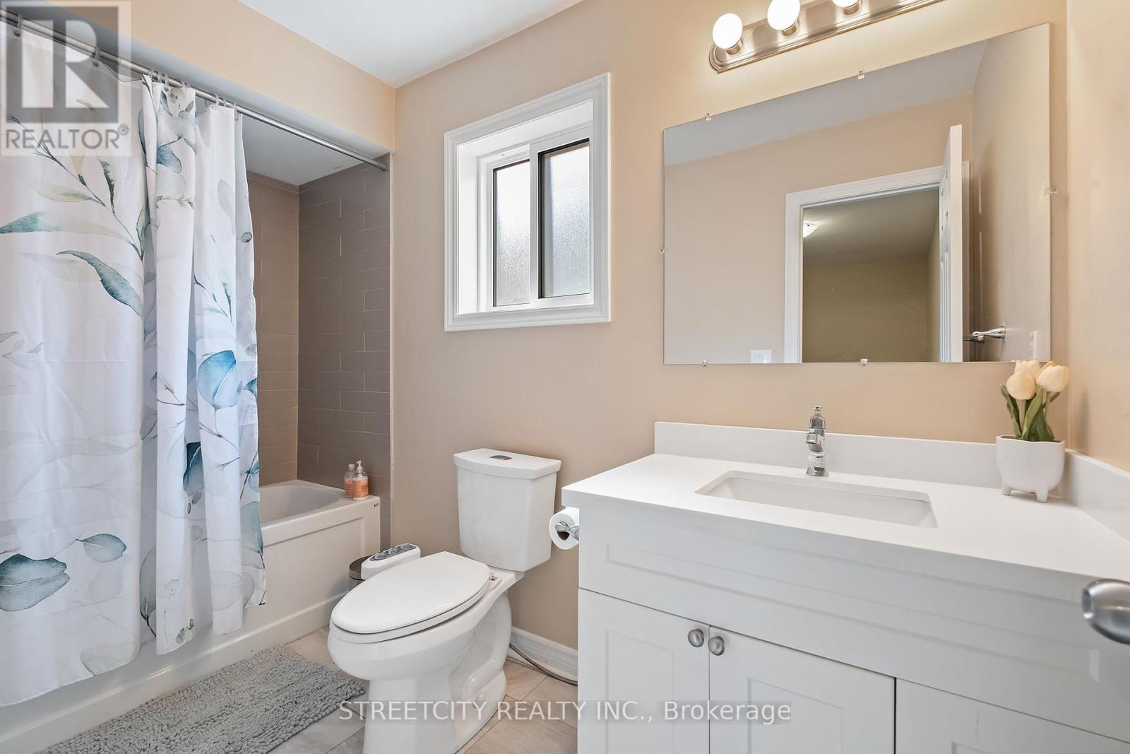 3953 Freeman Terrace, Mississauga, Ontario  L5M 6R2 - Photo 18 - W12461570