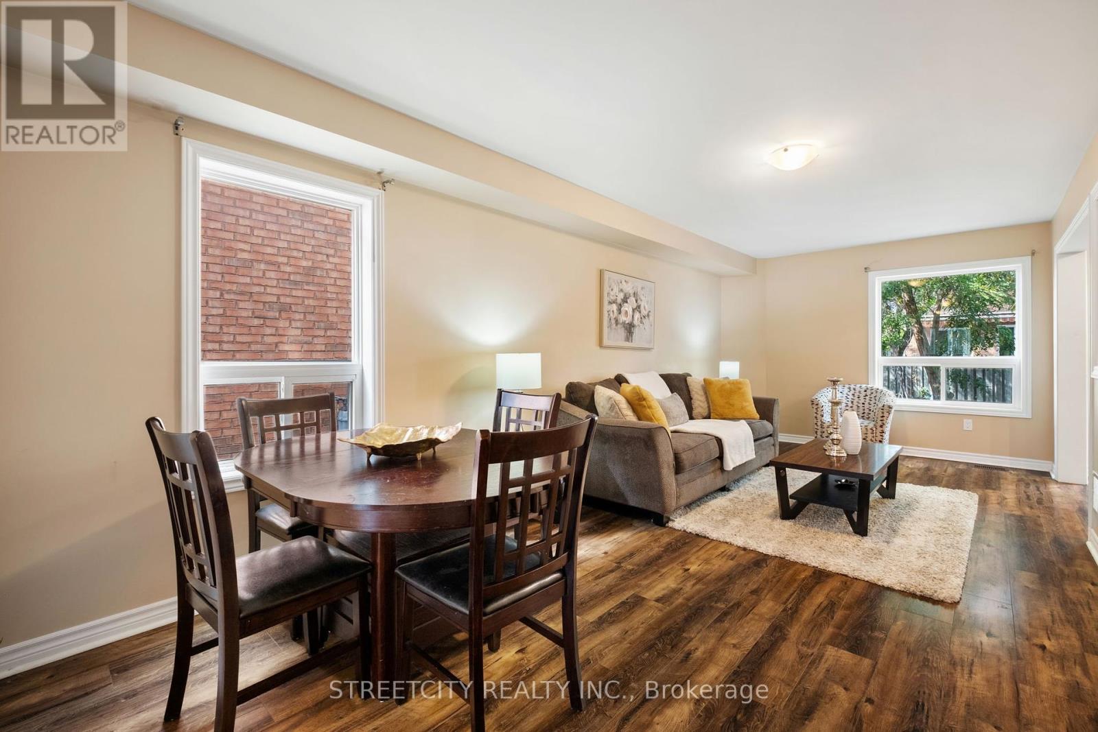 3953 Freeman Terrace, Mississauga, Ontario  L5M 6R2 - Photo 5 - W12461570