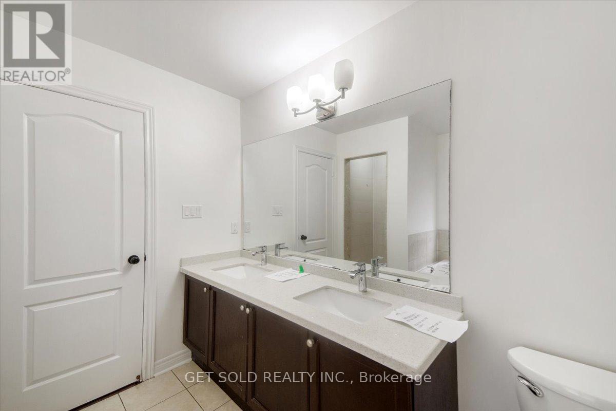 455 Scott Boulevard, Milton, Ontario  L9T 0V1 - Photo 18 - W12461581