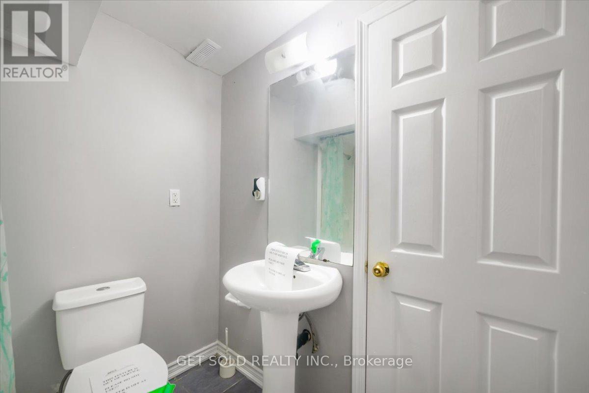 455 Scott Boulevard, Milton, Ontario  L9T 0V1 - Photo 25 - W12461581