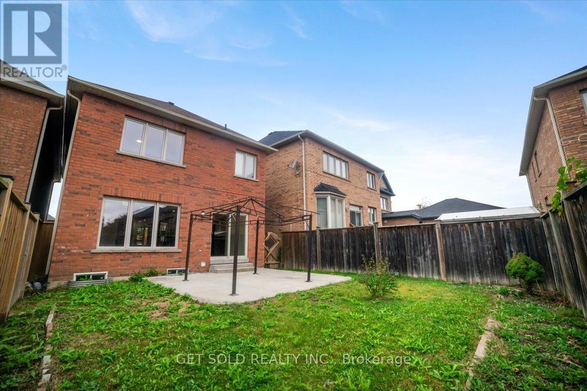 455 Scott Boulevard, Milton, Ontario  L9T 0V1 - Photo 26 - W12461581