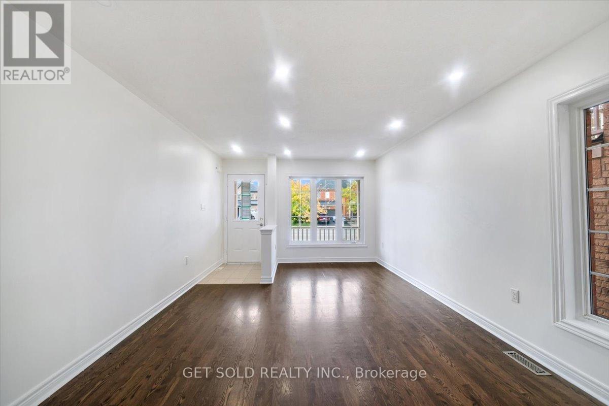 455 Scott Boulevard, Milton, Ontario  L9T 0V1 - Photo 4 - W12461581