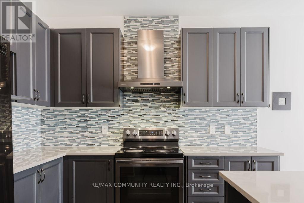 100 Folgate Crescent, Brampton, Ontario  L6R 4A7 - Photo 18 - W12461589