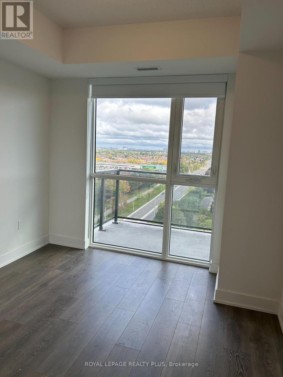 1308 - 204 Burnhamthorpe Road E, Mississauga, Ontario  L5A 4L4 - Photo 10 - W12461590