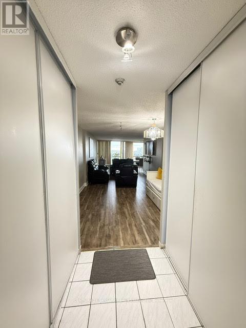 1707 - 5 Rowntree Road, Toronto, Ontario  M9V 5G9 - Photo 5 - W12461592