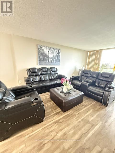 1707 - 5 Rowntree Road, Toronto, Ontario  M9V 5G9 - Photo 7 - W12461592