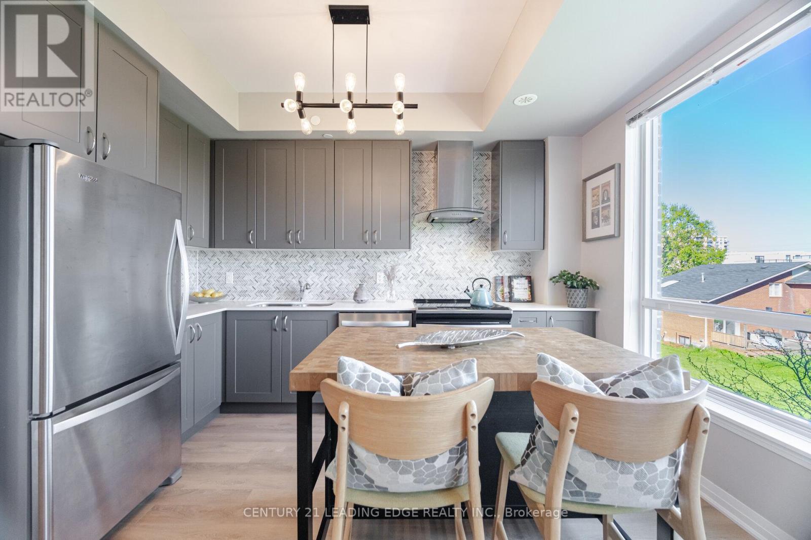 35 - 650 Atwater Avenue, Mississauga, Ontario  L5G 4K7 - Photo 6 - W12461598