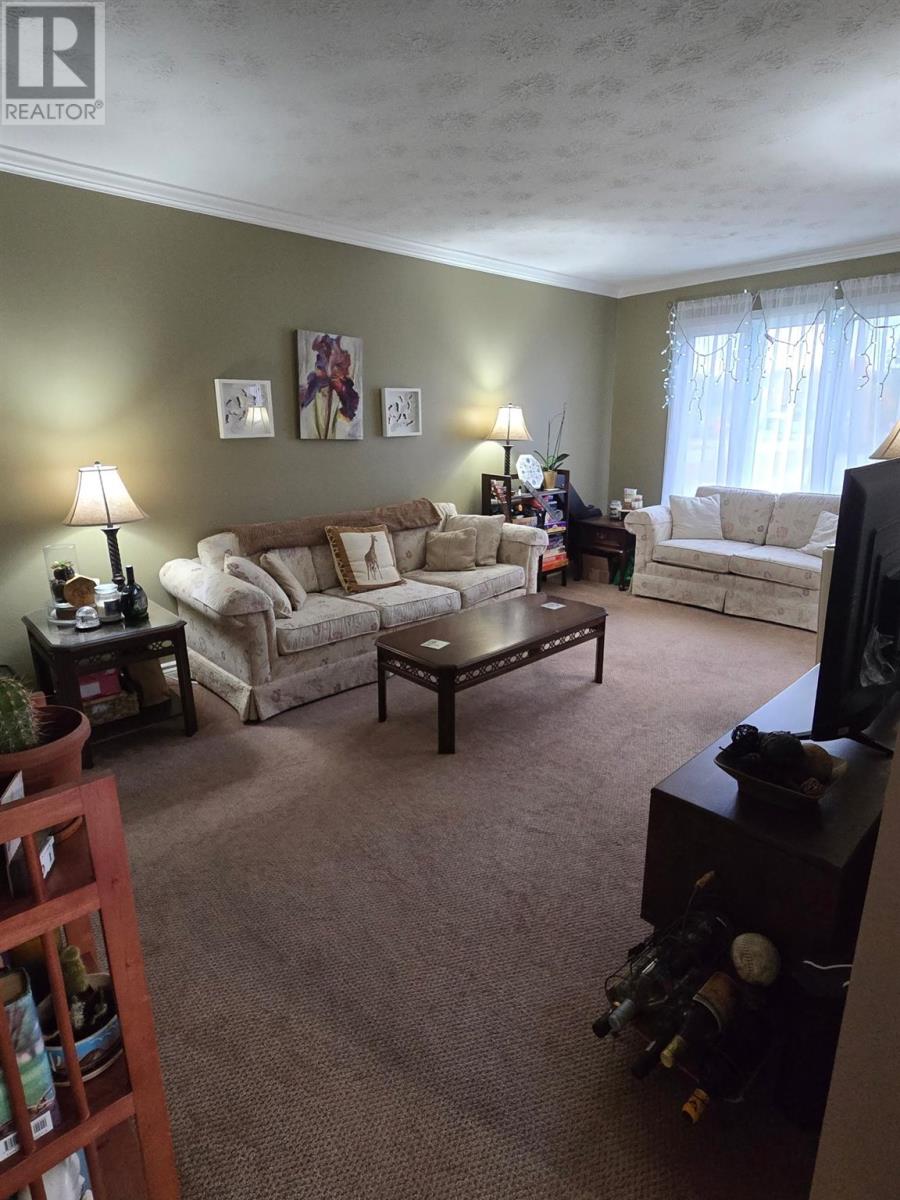 27 Canberra Cres, Elliot Lake, Ontario  P5A 2M5 - Photo 7 - SM252955