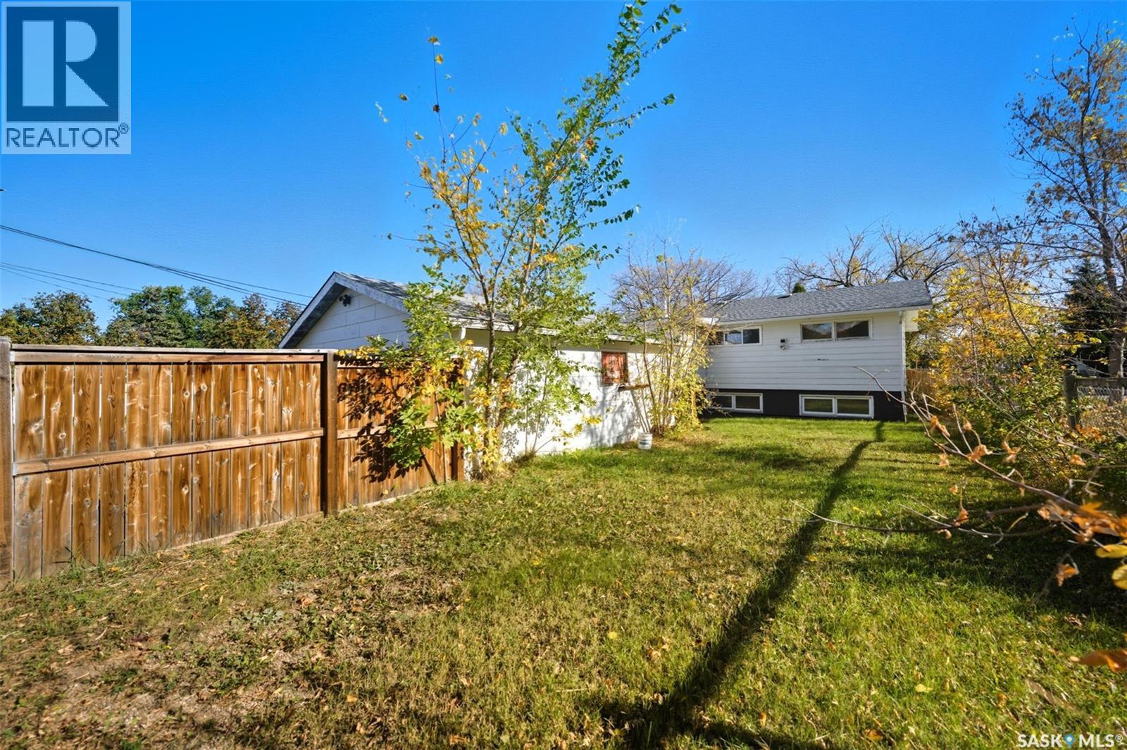 1051 109th Street, North Battleford, Saskatchewan  S9A 2E3 - Photo 33 - SK020687