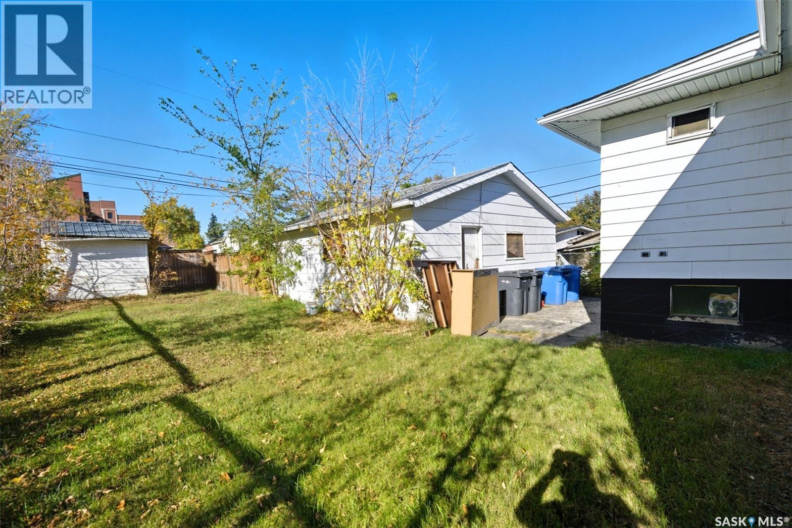 1051 109th Street, North Battleford, Saskatchewan  S9A 2E3 - Photo 32 - SK020687