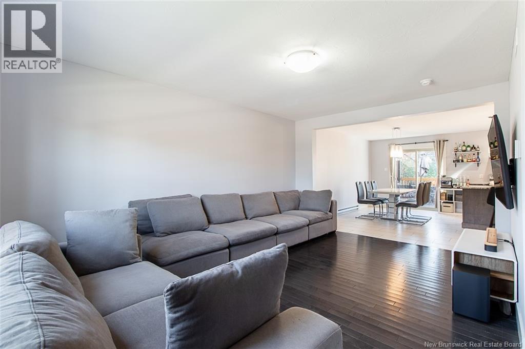 237 Erinvale Drive, Moncton, New Brunswick  E1A 9S1 - Photo 5 - NB127967