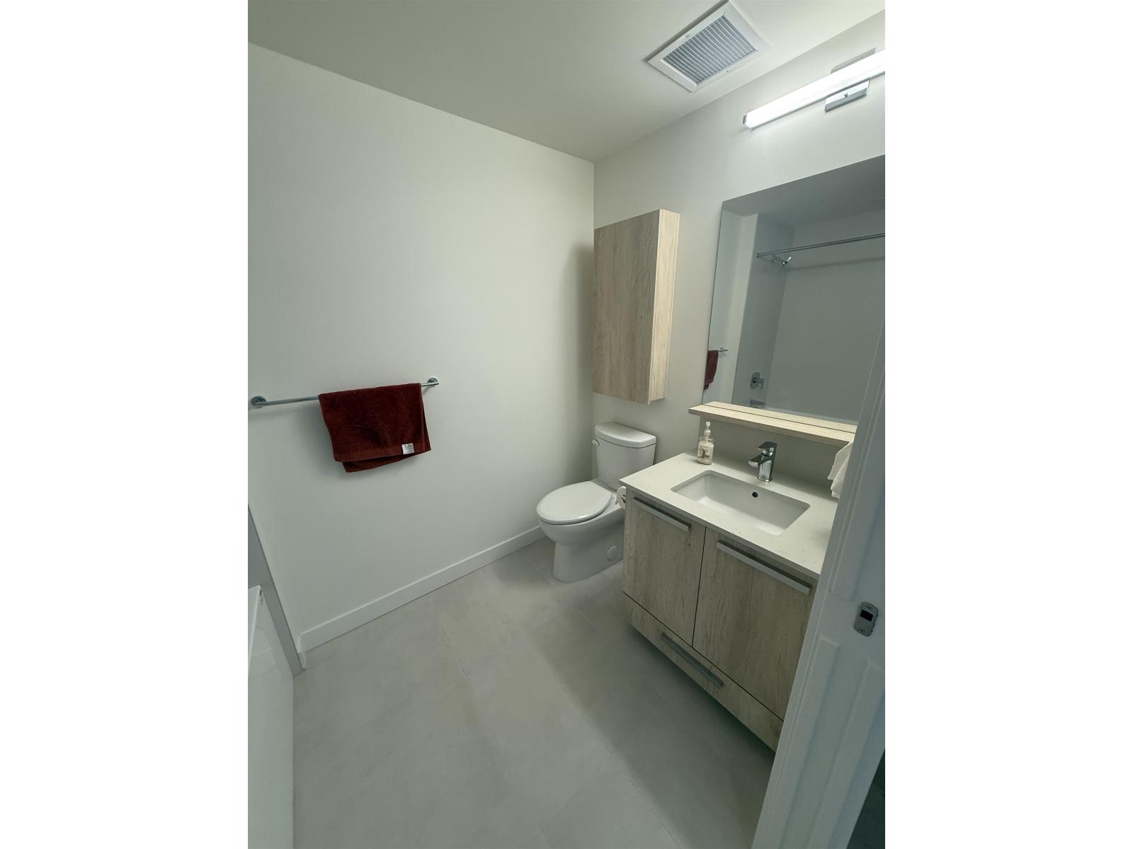 306 13788 76 Avenue, Surrey, British Columbia  V3W 3V9 - Photo 10 - R3058276