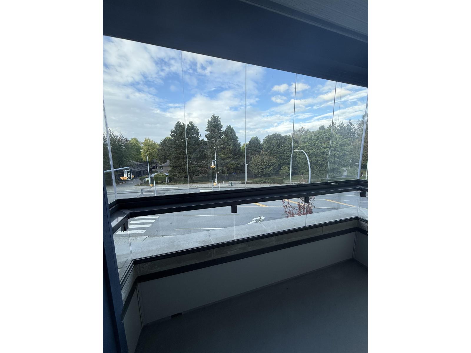 306 13788 76 Avenue, Surrey, British Columbia  V3W 3V9 - Photo 9 - R3058276