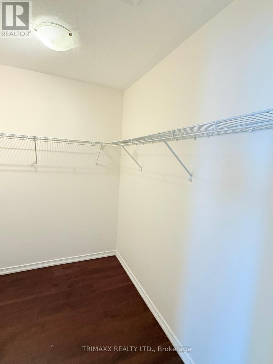 78 Glenvista Drive, Kitchener, Ontario  N2R 0E3 - Photo 26 - X12461599