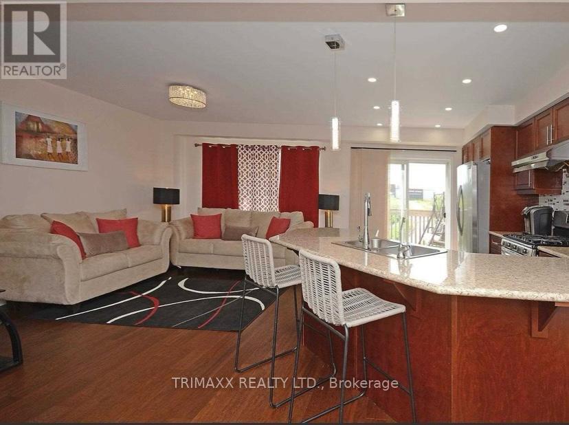 78 Glenvista Drive, Kitchener, Ontario  N2R 0E3 - Photo 8 - X12461599