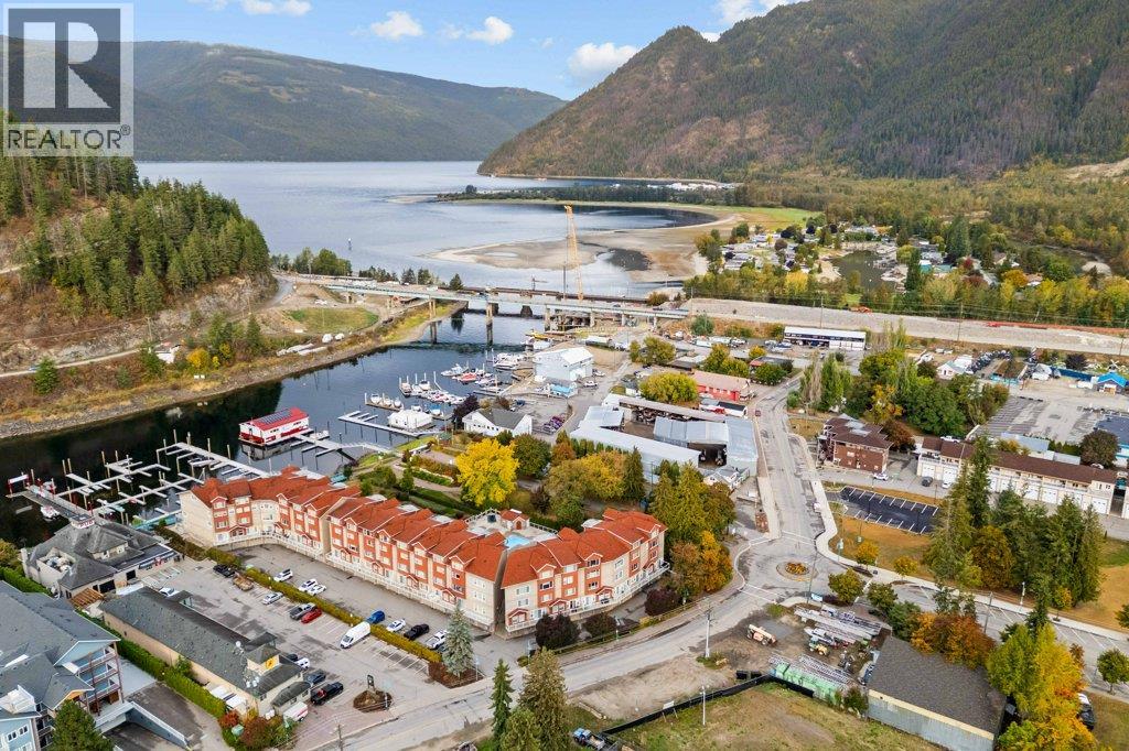 1130 Riverside Avenue Unit# 27, Sicamous, British Columbia  V0E 2V1 - Photo 2 - 10365835