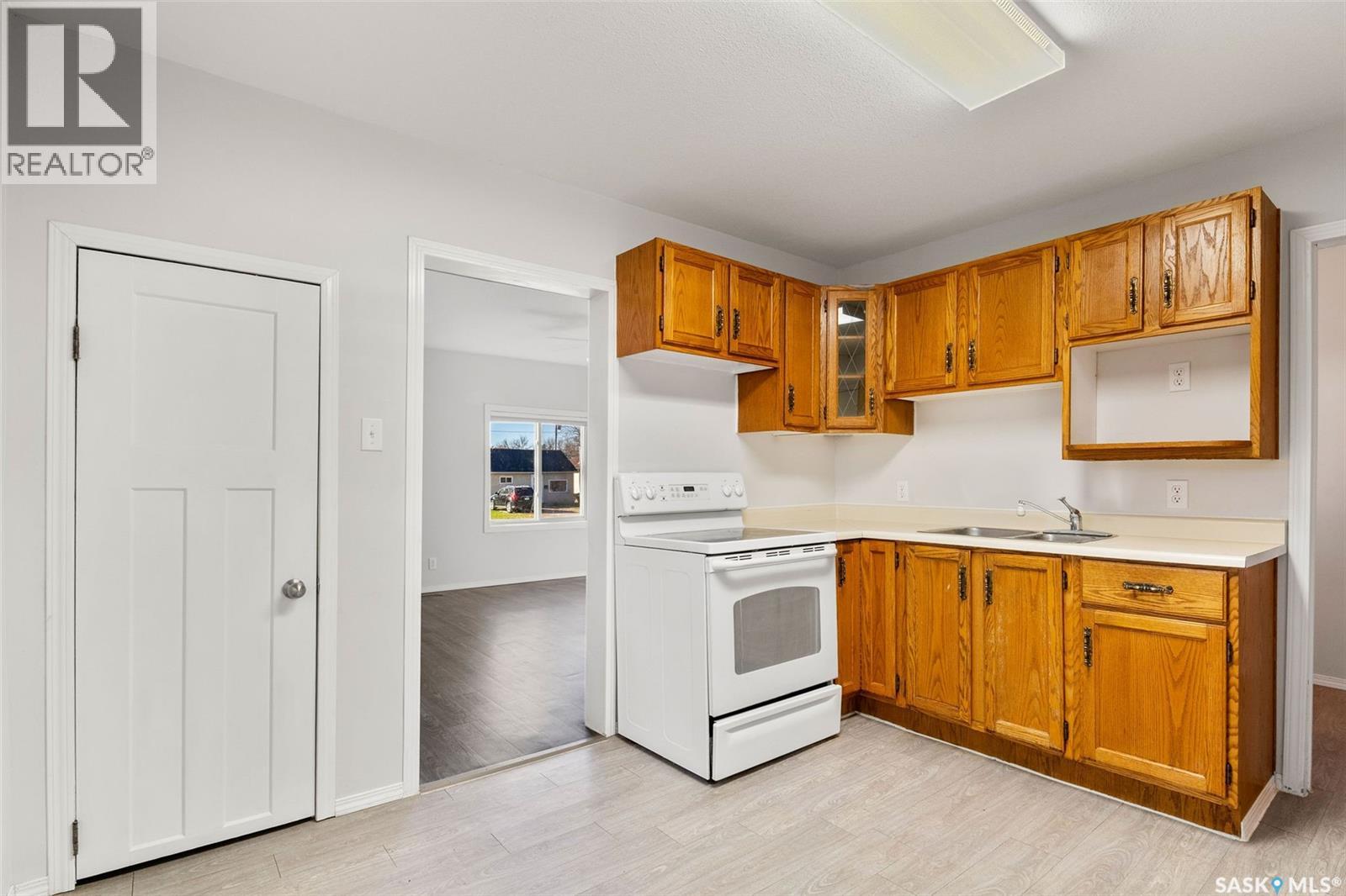 1478 1st Street E, Prince Albert, Saskatchewan  S6V 0E5 - Photo 7 - SK020767