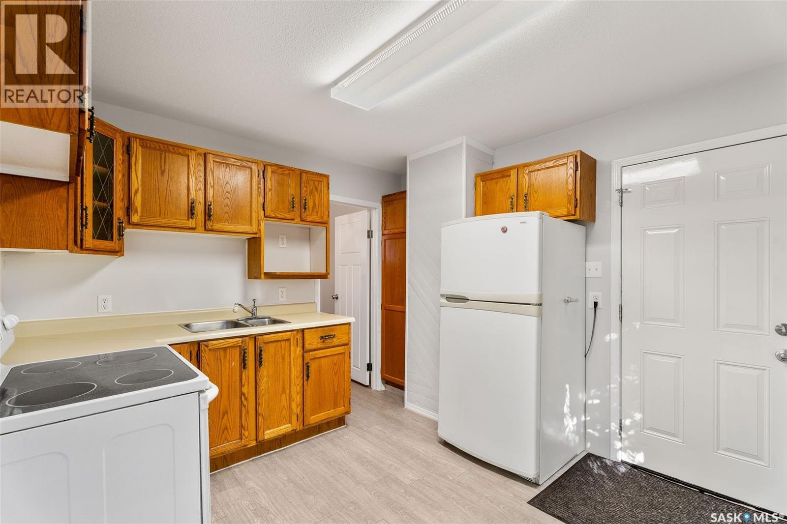1478 1st Street E, Prince Albert, Saskatchewan  S6V 0E5 - Photo 8 - SK020767