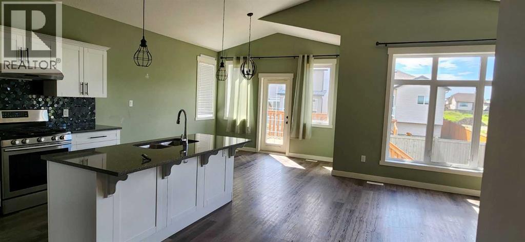 Property at 9810 89 Street image 5