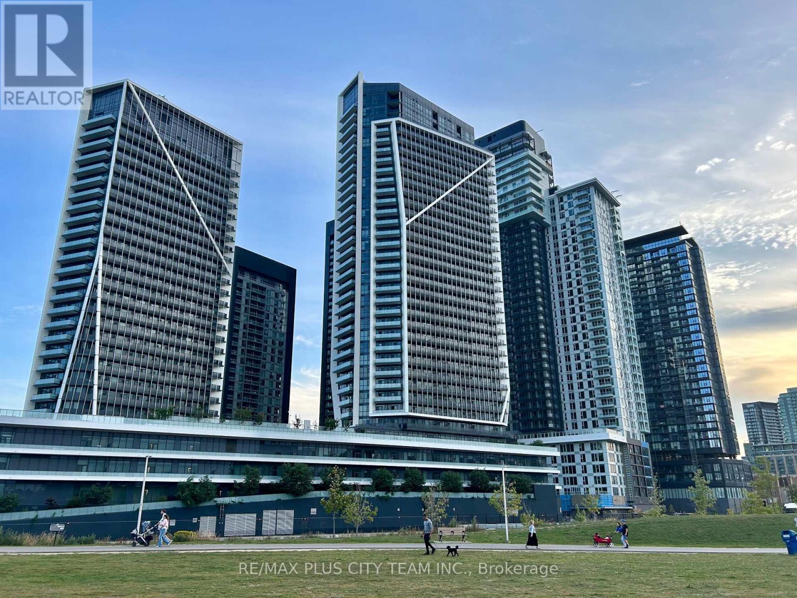 2208 - 50 ORDNANCE STREET, Toronto, Ontario