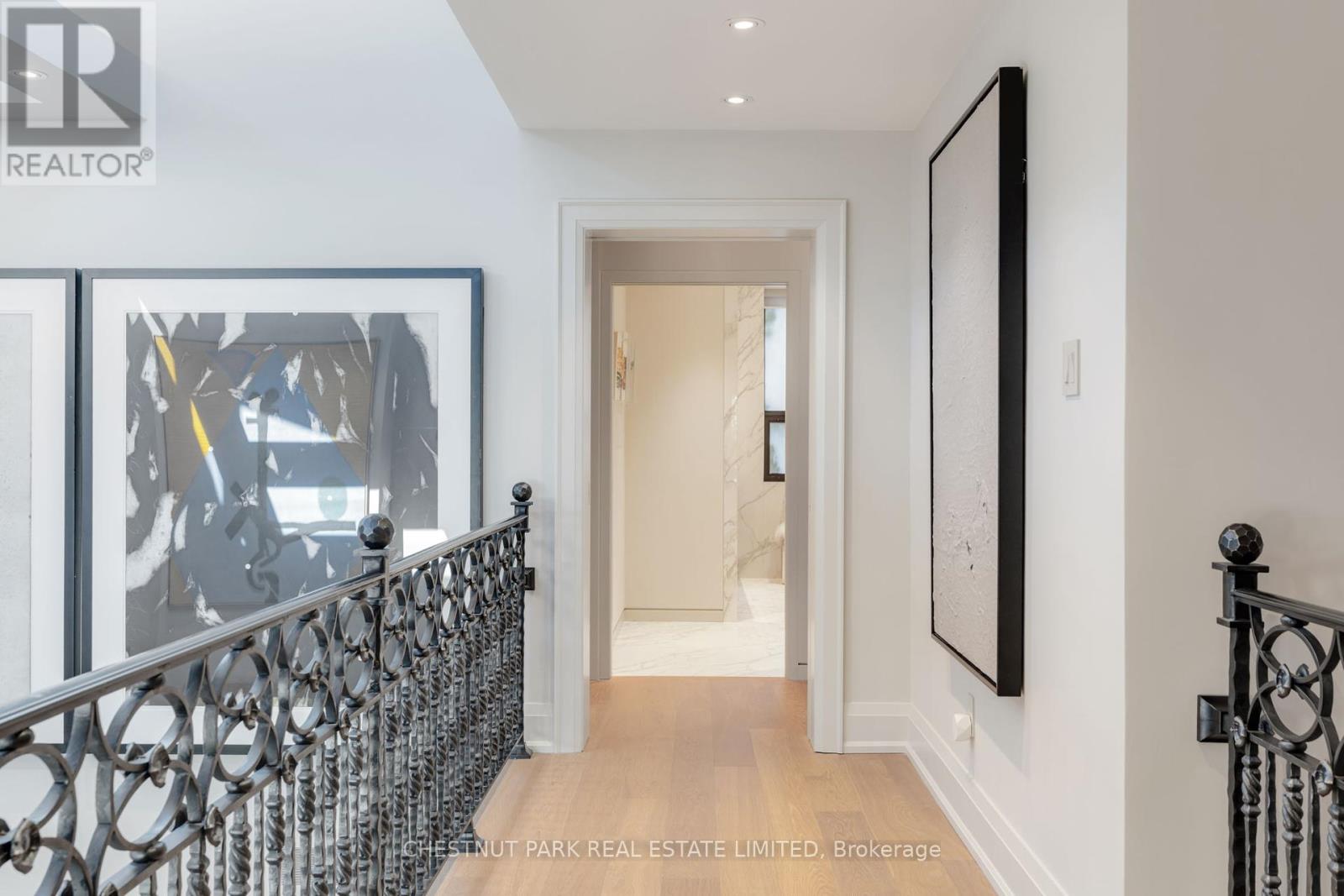 84 Oriole Road, Toronto, Ontario  M4V 2G1 - Photo 17 - C12461615