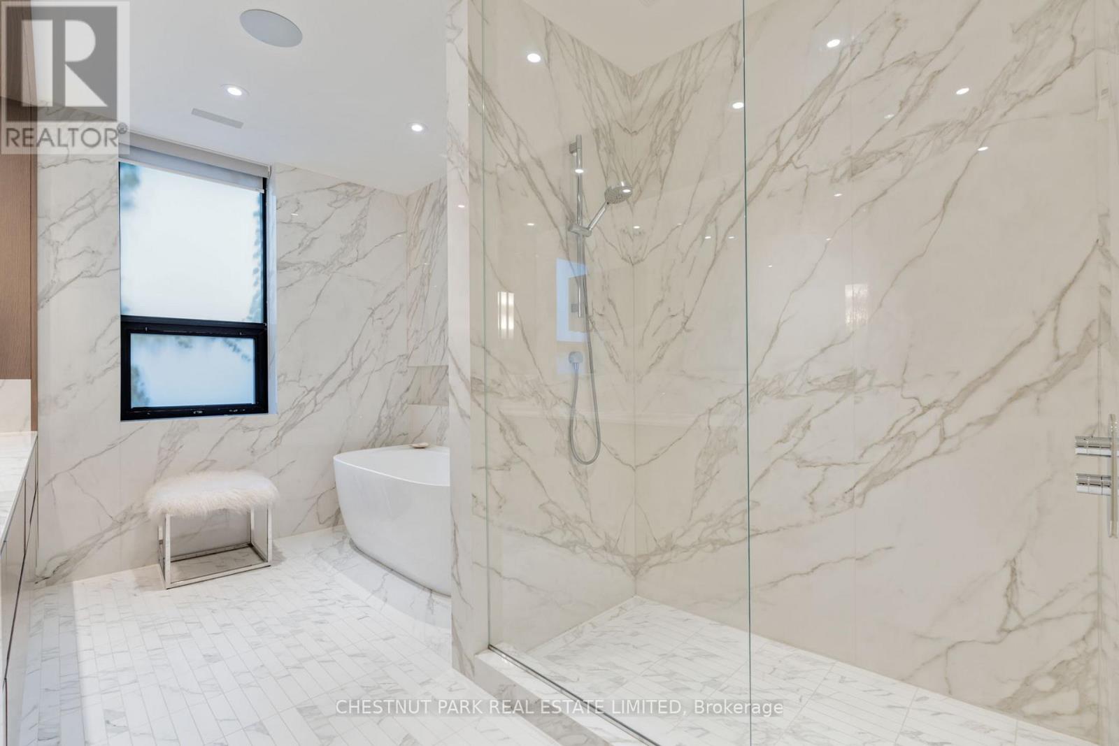 84 Oriole Road, Toronto, Ontario  M4V 2G1 - Photo 19 - C12461615