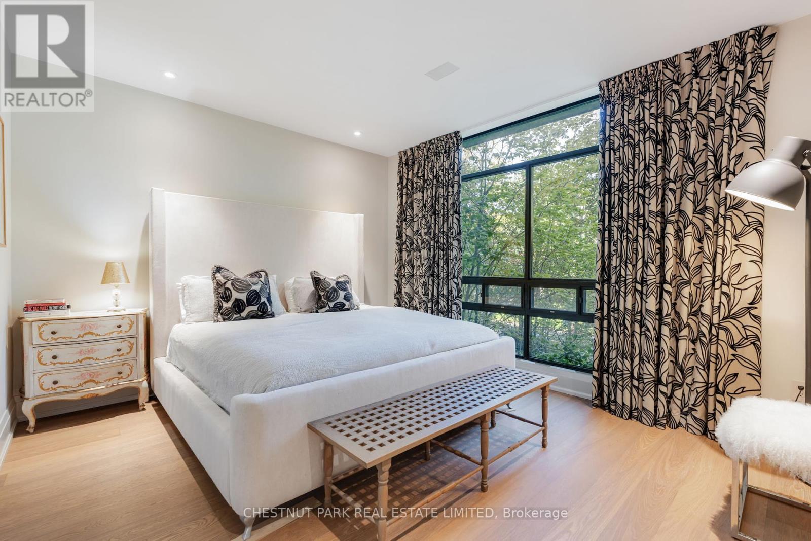 84 Oriole Road, Toronto, Ontario  M4V 2G1 - Photo 23 - C12461615