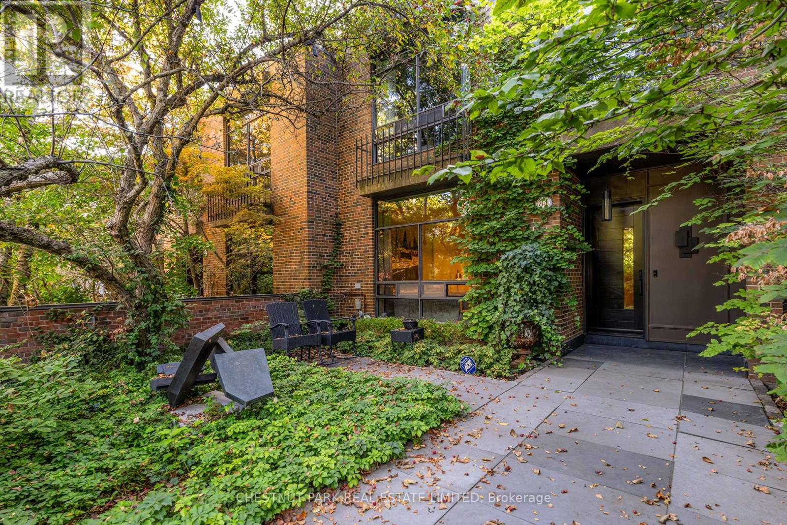 84 Oriole Road, Toronto, Ontario  M4V 2G1 - Photo 31 - C12461615
