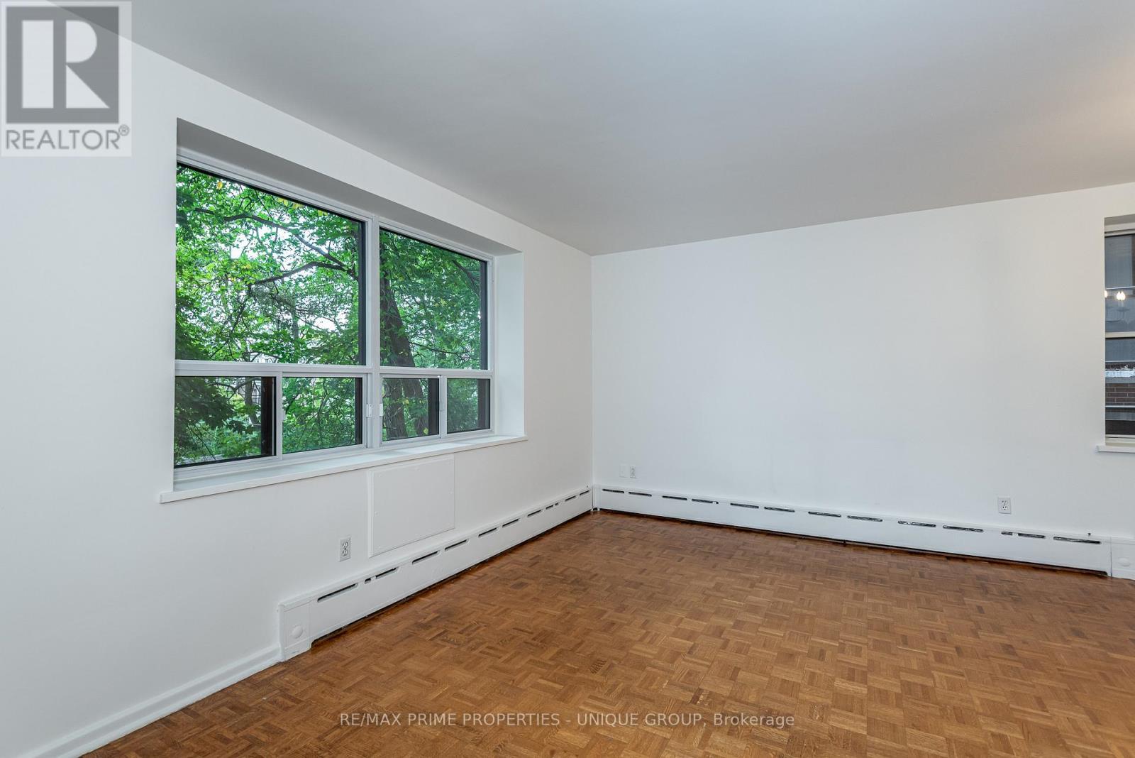 303 - 78 Warren Road, Toronto, Ontario  M4V 2R6 - Photo 5 - C12461621