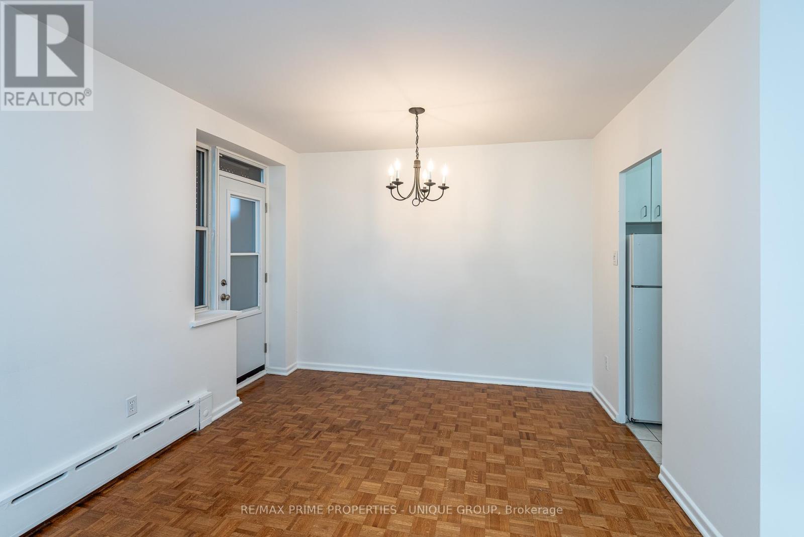 303 - 78 Warren Road, Toronto, Ontario  M4V 2R6 - Photo 6 - C12461621