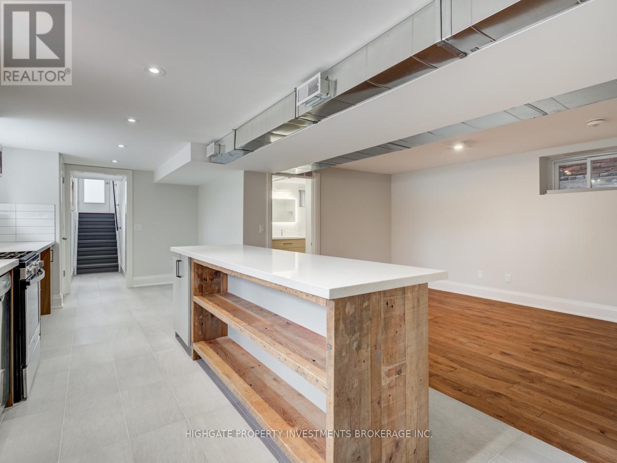 Base - 129 Hilton Avenue, Toronto, Ontario  M5R 3E8 - Photo 7 - C12461627