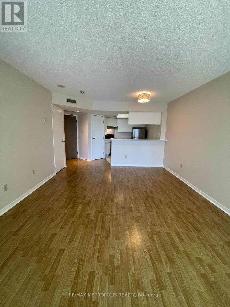 1718 - 1001 Bay Street, Toronto, Ontario  M5S 3A6 - Photo 8 - C12461659