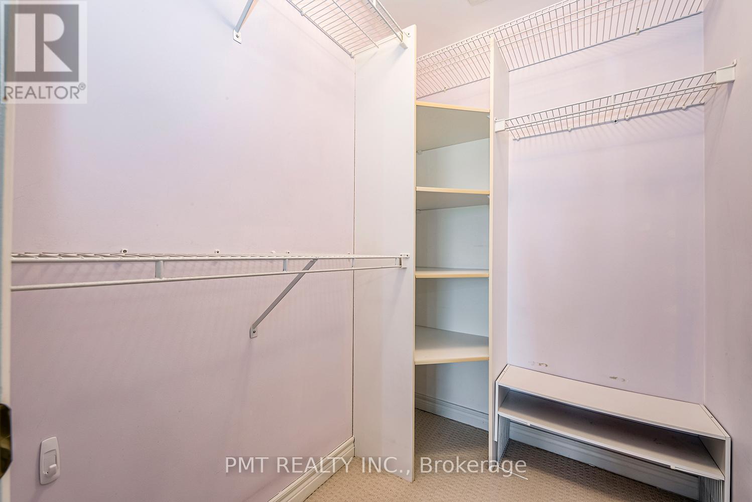 606 - 1 Leaside Park Drive, Toronto, Ontario  M4H 1R1 - Photo 18 - C12461663