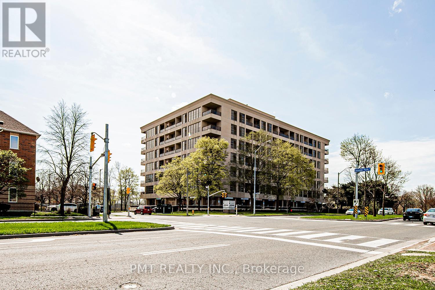 606 - 1 Leaside Park Drive, Toronto, Ontario  M4H 1R1 - Photo 2 - C12461663