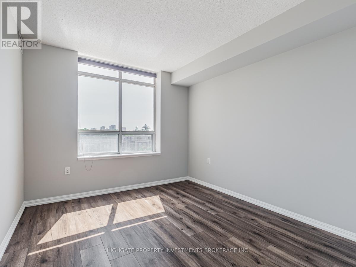 645 - 650 Lawrence Avenue W, Toronto, Ontario  M6A 3E8 - Photo 17 - C12461665
